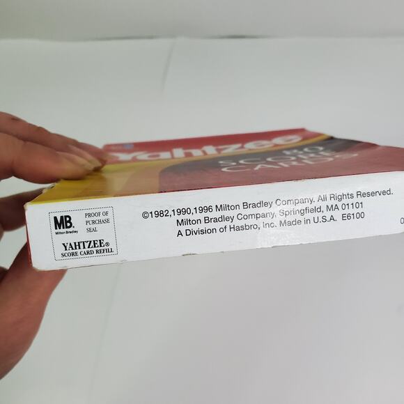 1982 Vintage YAHTZEE SCORE PADS 80 SCORE CARDS New In Sealed Box MADE IN USA - Picture 2 of 5